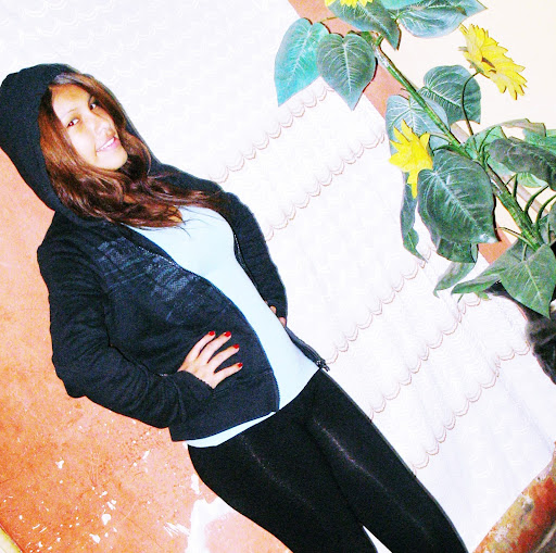 Tiffany Castillo Photo 5