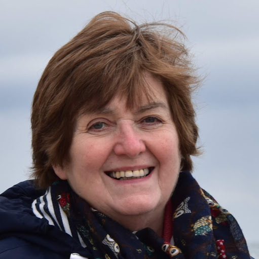 Anne Flint Photo 17