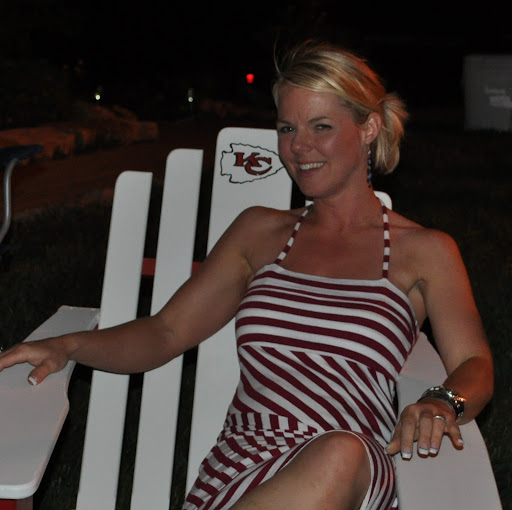 Lisa Carter Photo 16