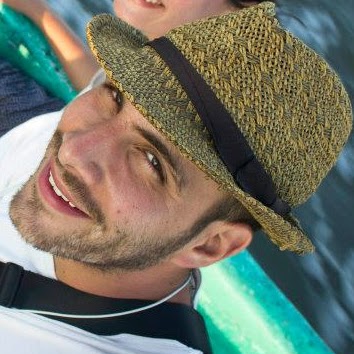 Alejandro Moran Photo 11