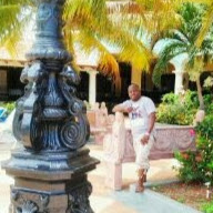 Everett Johnson Photo 18