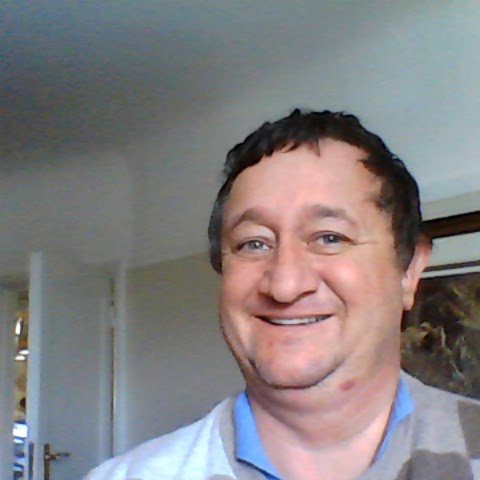 Alan Howe Photo 29
