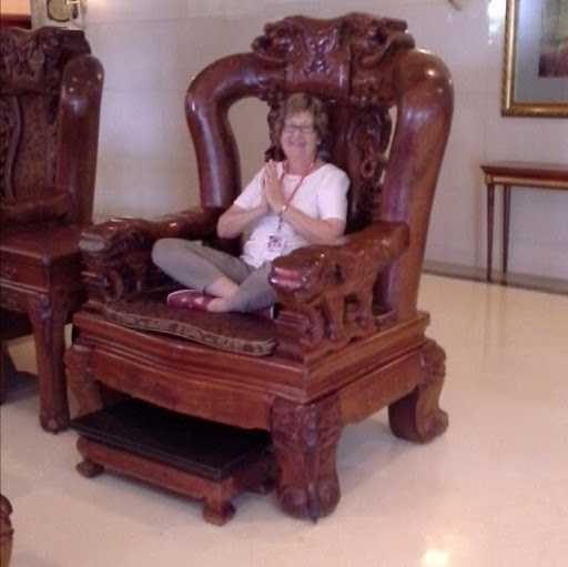 Beverly Black Photo 39