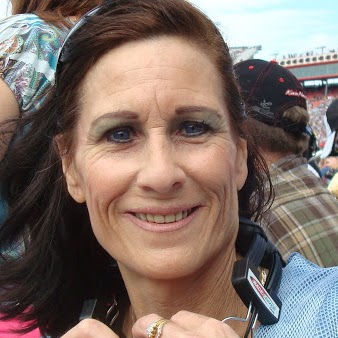 Julie Whitmire Photo 4