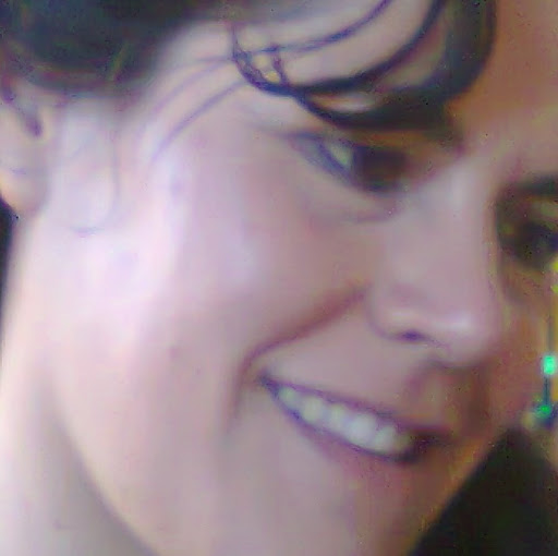 Alicia Rowe Photo 17