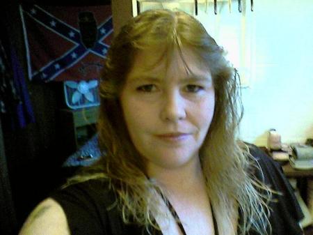 Angela Arnett Photo 7