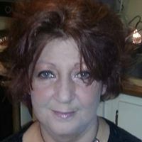 Sandra Young Photo 43