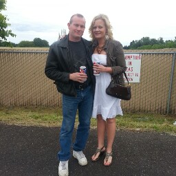 Julie Wilkerson Photo 33