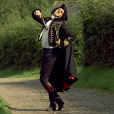 Clare Jackson Photo 29