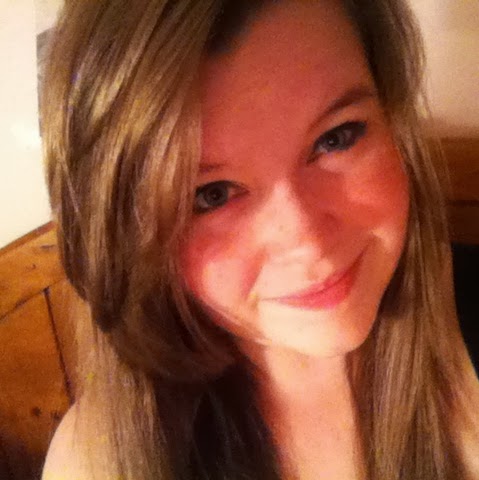 Rachel Hart Photo 11