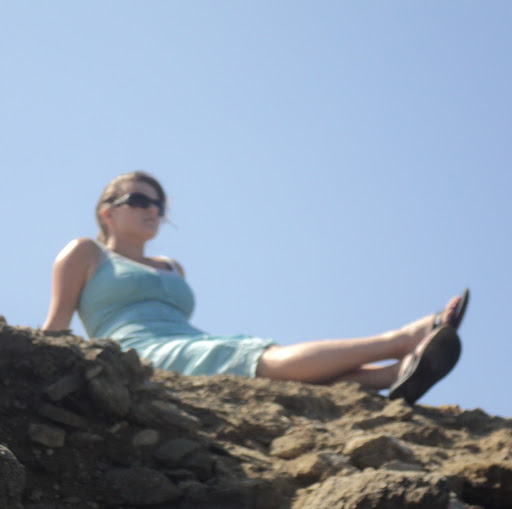 Amy Stewart Photo 19