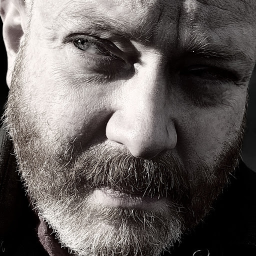 Danny Scott Photo 33