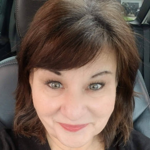 Amelia Villanueva Photo 9