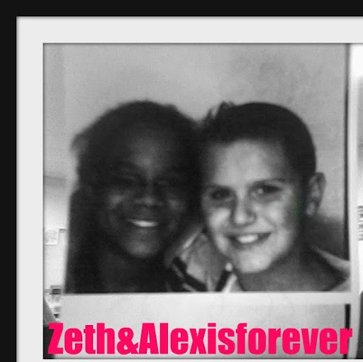 Alexis Marshall Photo 36