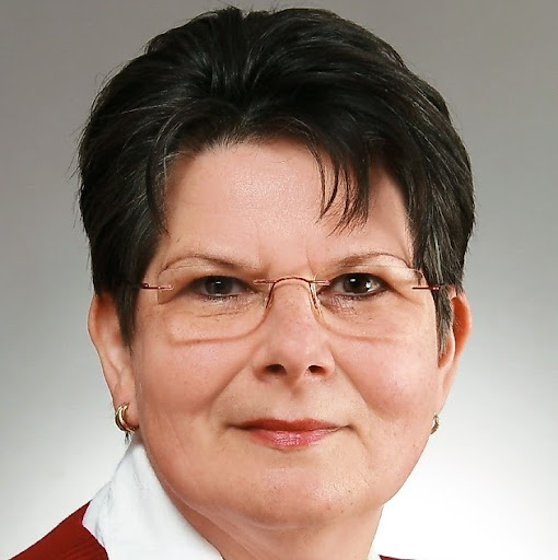 Christine Schulz Photo 14