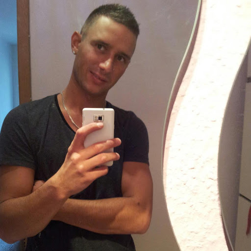 Daniel Heinze Photo 15