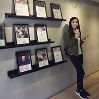 Gloria Leung Photo 18