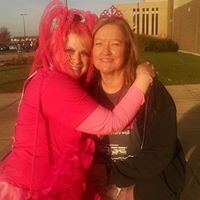 Denise Tomlinson Photo 34