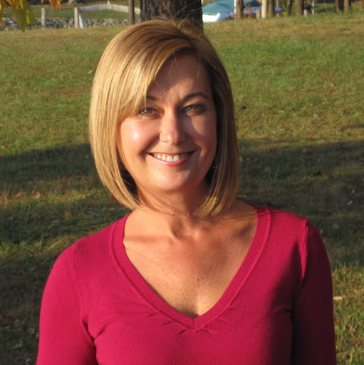 Catherine Williams Photo 45