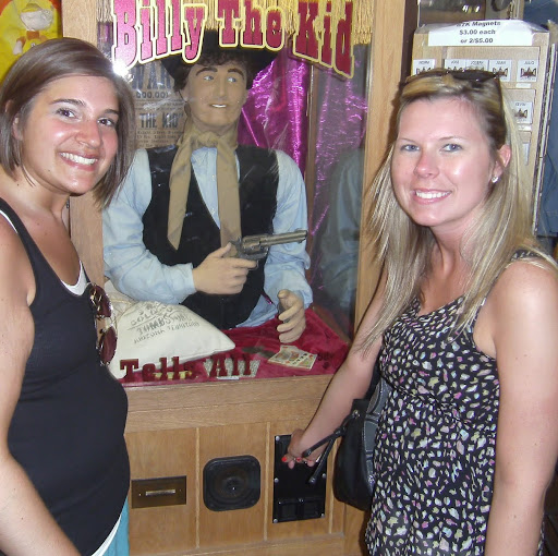 Nicole Knight Photo 23