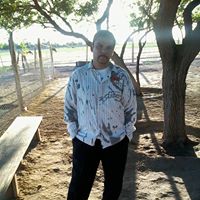 Julian Cazarez Photo 3