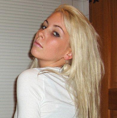 Suzanne Nichols Photo 26