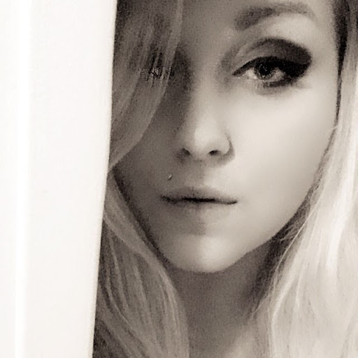 Haley Russell Photo 19