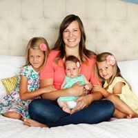 Nicole Greer Photo 29