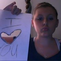 Elizabeth Pope Photo 22
