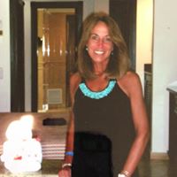 Michele Buckley Photo 15