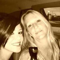 Elizabeth Banks Photo 17