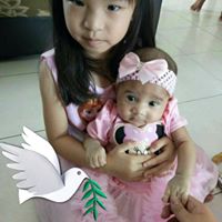 Elizabeth Cheng Photo 15