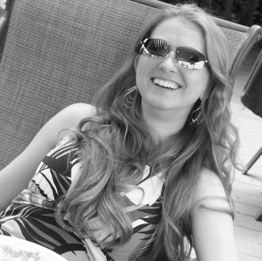 Stephanie Hendrickson Photo 21