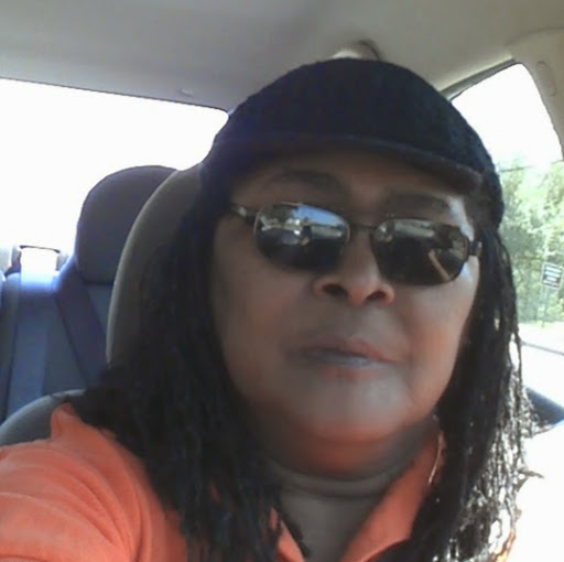 Angela Deloach Photo 13