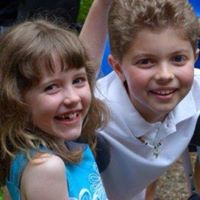 Julie South Photo 31