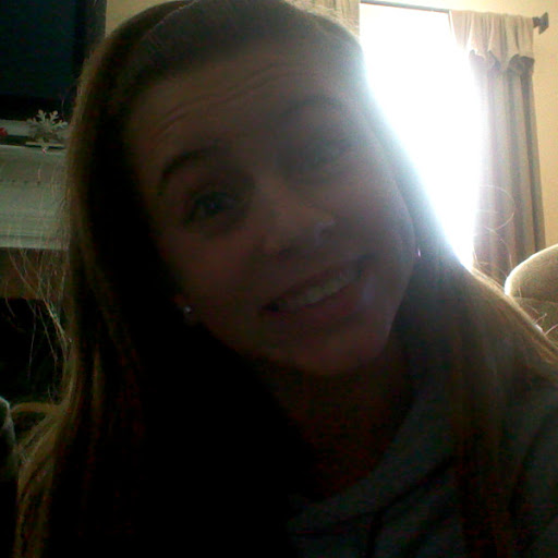 Kayla Kelly Photo 16