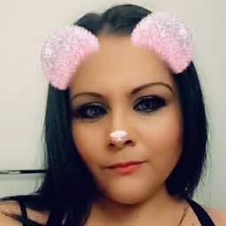 Elizabeth Marquez Photo 16