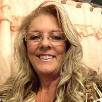 Tina Lambert Photo 9