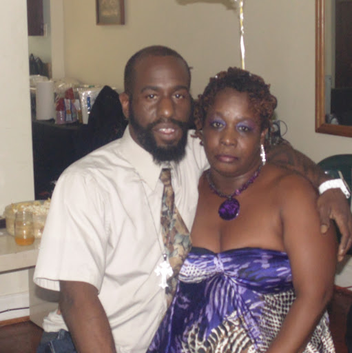 Cynthia Dickens Photo 17