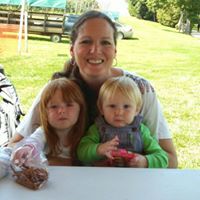 Carrie Garland Photo 36