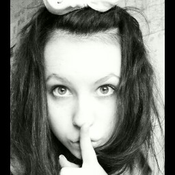 Catherine Wakefield Photo 4