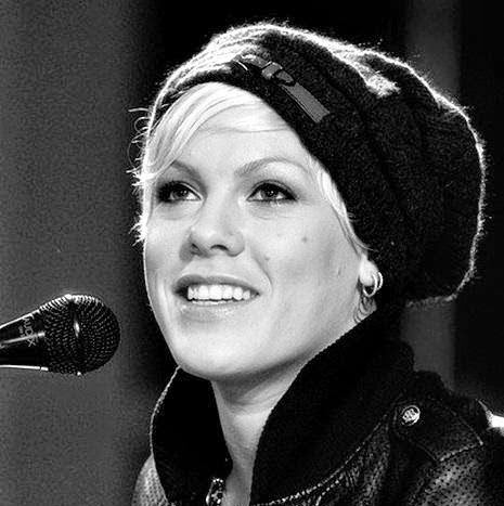 Julia Moore Photo 44 Julia Moore Photo 44