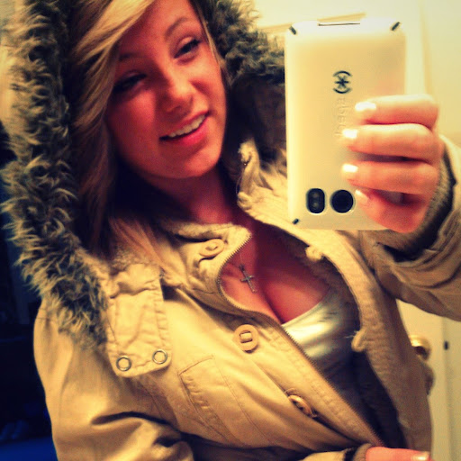 Samantha Green Photo 11