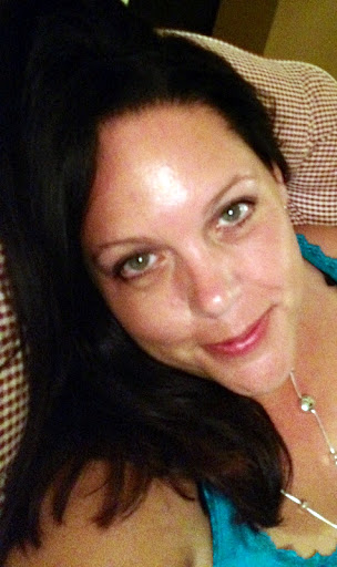 Jennifer Gillespie Photo 36