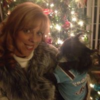 Julie Claxton Photo 24