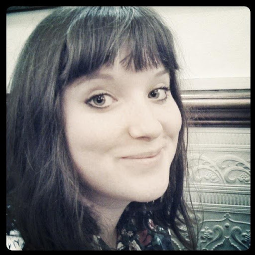 Joanne Kelly Photo 40