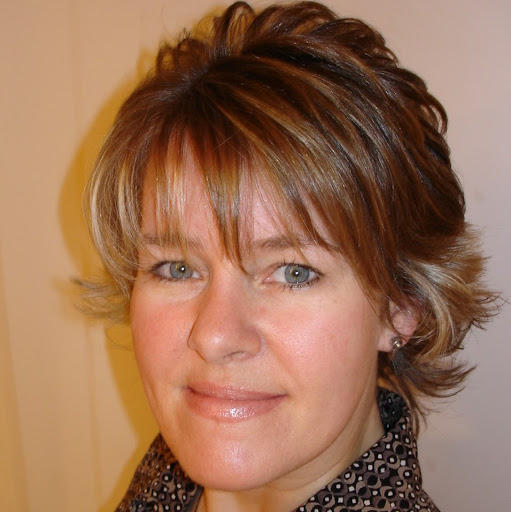 Pauline Richards Photo 36