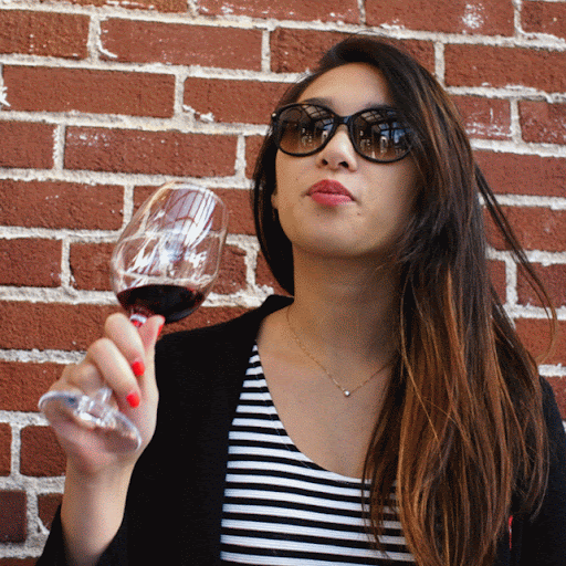 Melanie Wong Photo 14