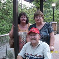 Lynn Markham Photo 22