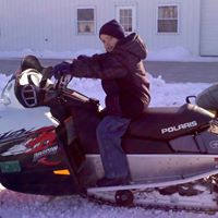 Joey Lewandowski Photo 12